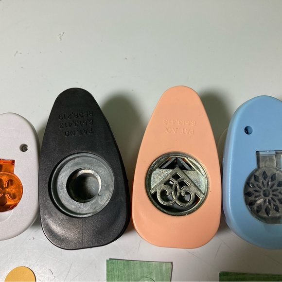 Set of 4 Craft Paper Punches - Picture 6 of 8